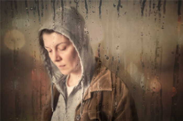 Как преодолеть осеннюю депрессию: советы психолога