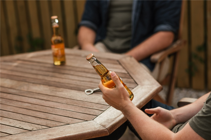 3 причины, почему мужчина пьет каждый день алкоголь